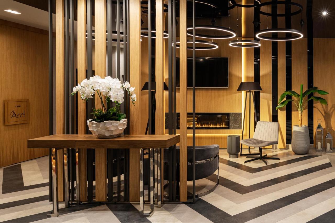 Este Park Hotel: Urban Chic Luxury with Parking Near Shopping Mall Plovdiv Exterior photo