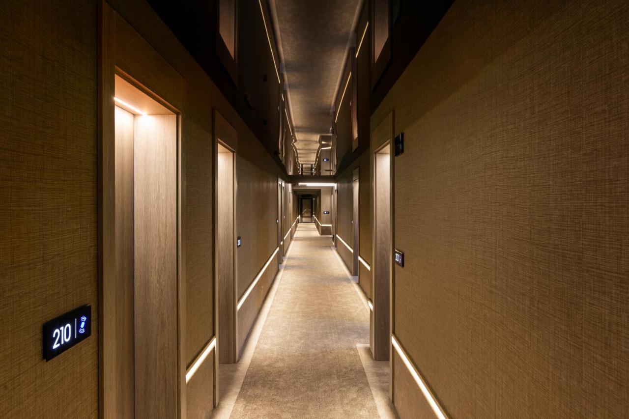 Este Park Hotel: Urban Chic Luxury with Parking Near Shopping Mall Plovdiv Exterior photo