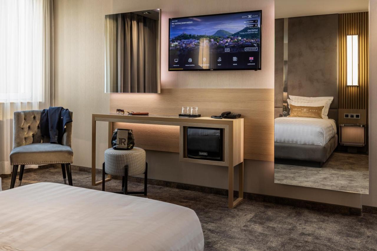 Este Park Hotel: Urban Chic Luxury with Parking Near Shopping Mall Plovdiv Exterior photo