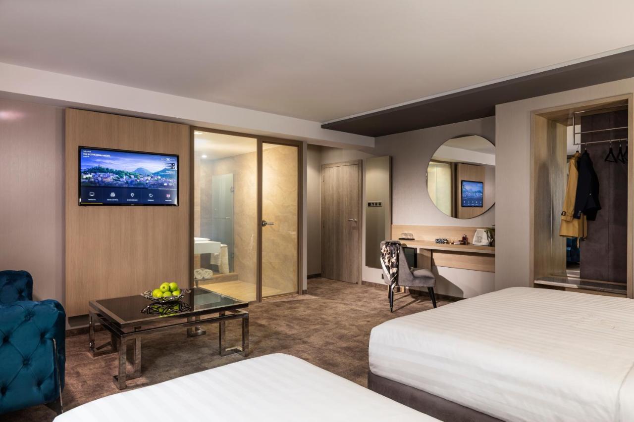 Este Park Hotel: Urban Chic Luxury with Parking Near Shopping Mall Plovdiv Exterior photo